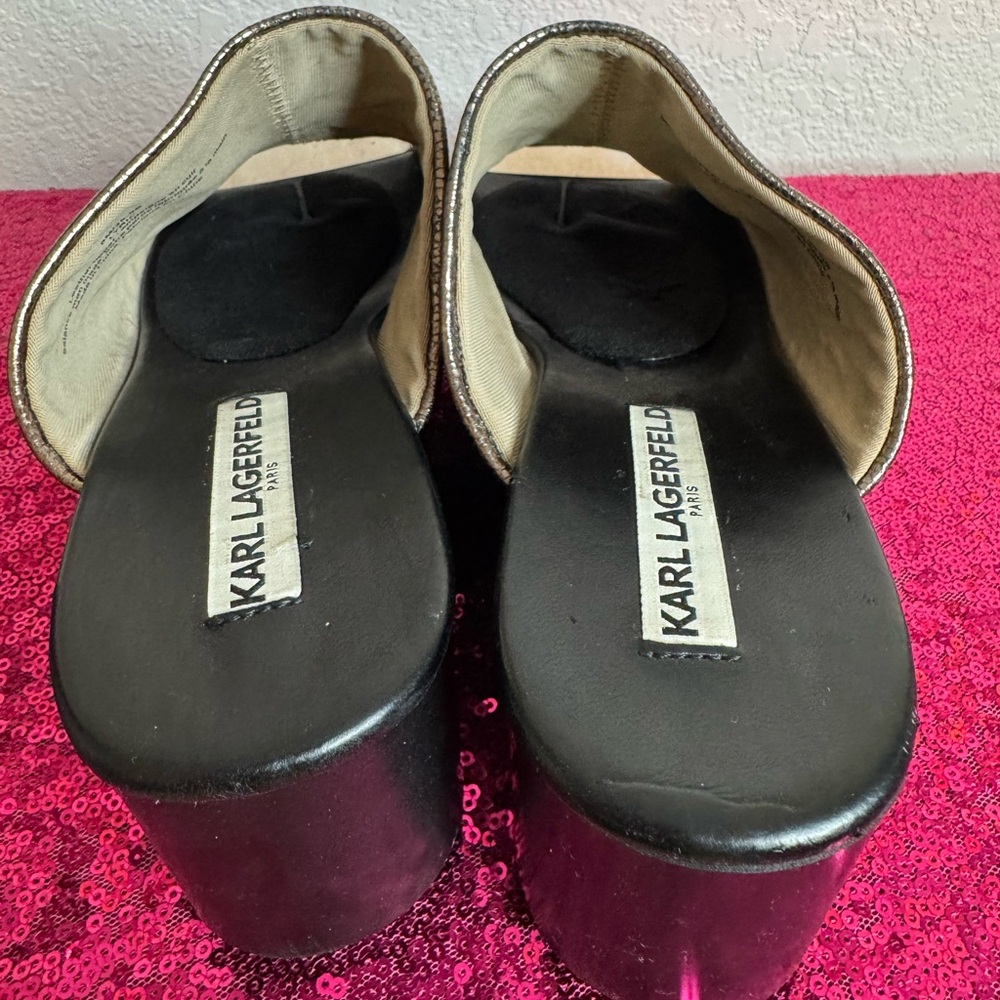 KARL LAGERFELD đź©¶ Metallic Silver Wedge Slip-On Sandals đź©¶ (Womens Size 8) - Picture 10 of 12